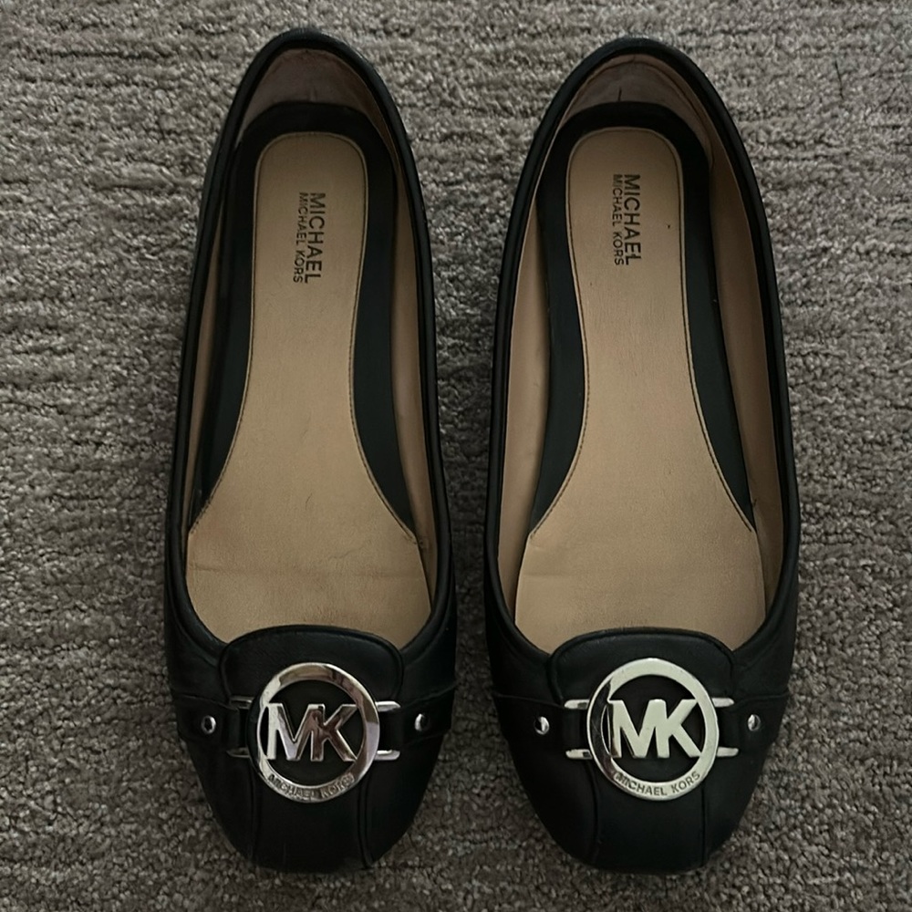 Michael Kors Black Leather Ballet Flats with Silver Buckle